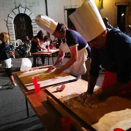 La Rocchetta Casteldilago